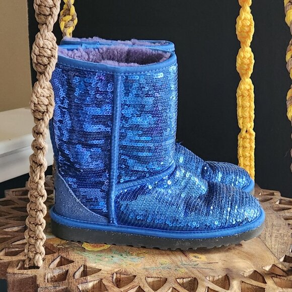 Women's Classic Short Sequin Boot - Blue Sequins Size 5 - Picture 2 of 10